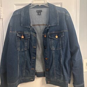 Jones New York Light Blue Denim Jacket with Contrast Topstitching